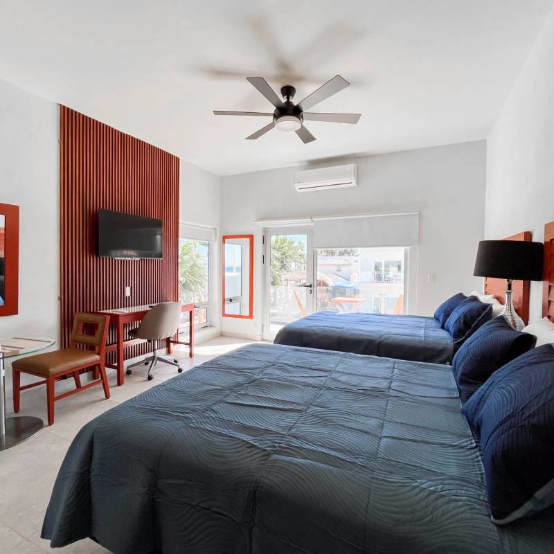 Two-bedroom junior suite with ocean view at Baja Mía Loreto